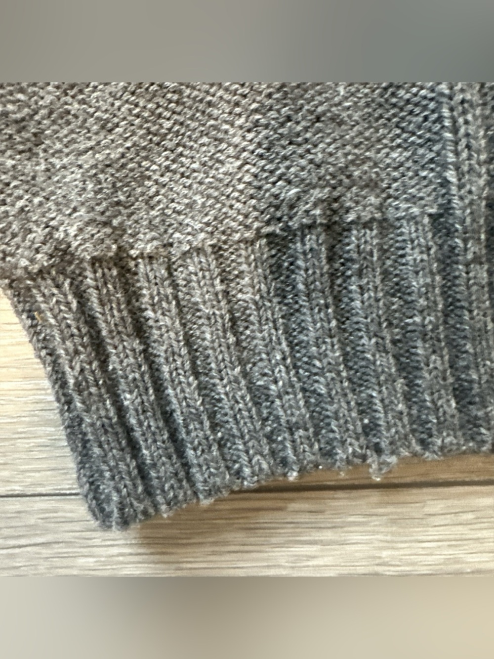 BARBOUR Men’s Size M Charcoal Grey Bedale Chunky Cable knit Sweater - Picture 10 of 11